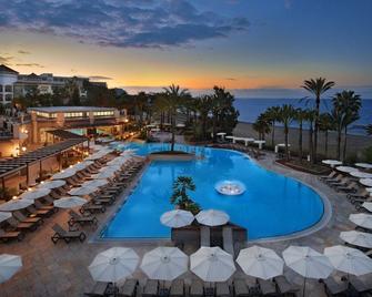 This is a FIVE stars plus resort, unmatched amenities galore - Estepona - Havuz
