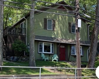Beautiful Studio in downtown Boothbay Harbor - Boothbay Harbor - Building