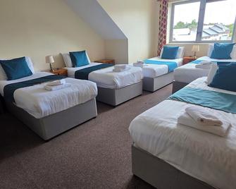 The Courtyard Apartments - Carrick-on-Shannon - Bedroom
