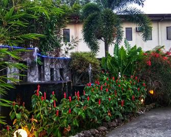 Asiatel Inn Sta. Rosa - Santa Rosa - Building