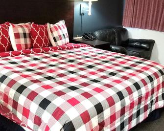 Sky-Palace Inn & Suites Hutchinson - Hutchinson