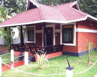 Clafouti Beach Resort - A seafacing Resort - Varkala - Patio