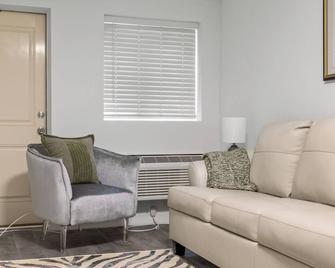 Charming 2-bedroom house in Brooklyn - Brooklyn - Ruang tamu