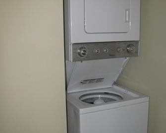 Furnished house in Geraldton - Geraldton - Laundry facility