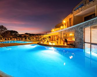 Hotel Resort & Spa Baia Caddinas - Golfo Aranci - Uima-allas