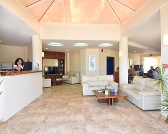 Gt Beach - Maleme - Lobby