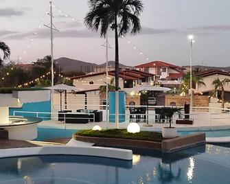 Aquarius Hotel Boutique - Pampatar - Zwembad