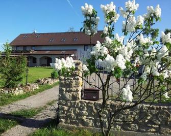 Penzion Piano Ranch - Mladá Boleslav - Buiten zicht