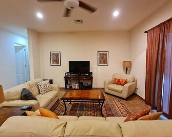 Paraiso Del Mar Resort V68 3 Bed by Casago - La Paz - Living room