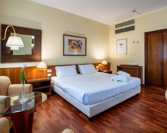 Hotel Royal Palace - Messina - Habitación
