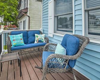 Coastal Pet-Friendly Cottage Less Than half Mi to Beaches - Chesapeake Beach - Patio