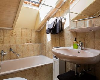 Ferienwohnung Kampenwand - Bad Endorf - Bathroom