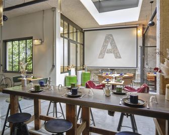 The Originals City Hotel Artyster Clermont Ferrand - Clermont-Ferrand - Dining room