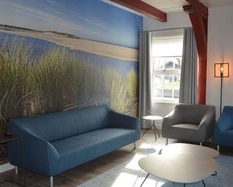 Unique holiday home on Texel on the edge of Den Hoorn - Den Hoorn - Wohnzimmer