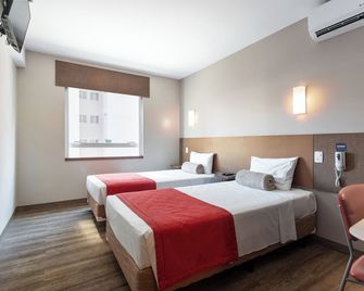 Hotel Bleev Curitiba Batel - Curitiba - Habitación