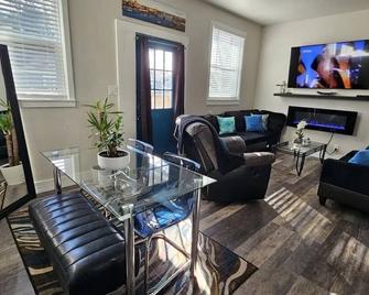 Oasis in North Sacramento - סקרמנטו - סלון