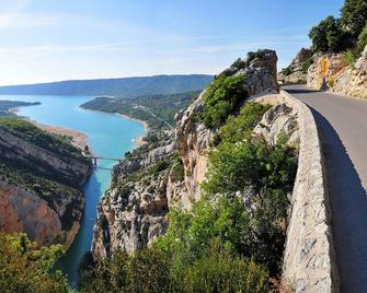 Maison bergerie: calm, nature and panorama, 2 bedrooms 75m2. - La Palud-sur-Verdon - Bâtiment