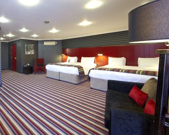 Village Hotel Swindon - Swindon - Sovrum
