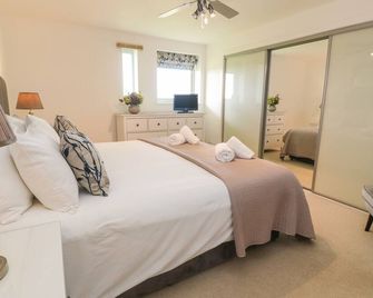 Ocean Seven - Newquay - Bedroom