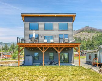 Modern house in Detroit lake, with breathtaking views - Detroit - Edificio