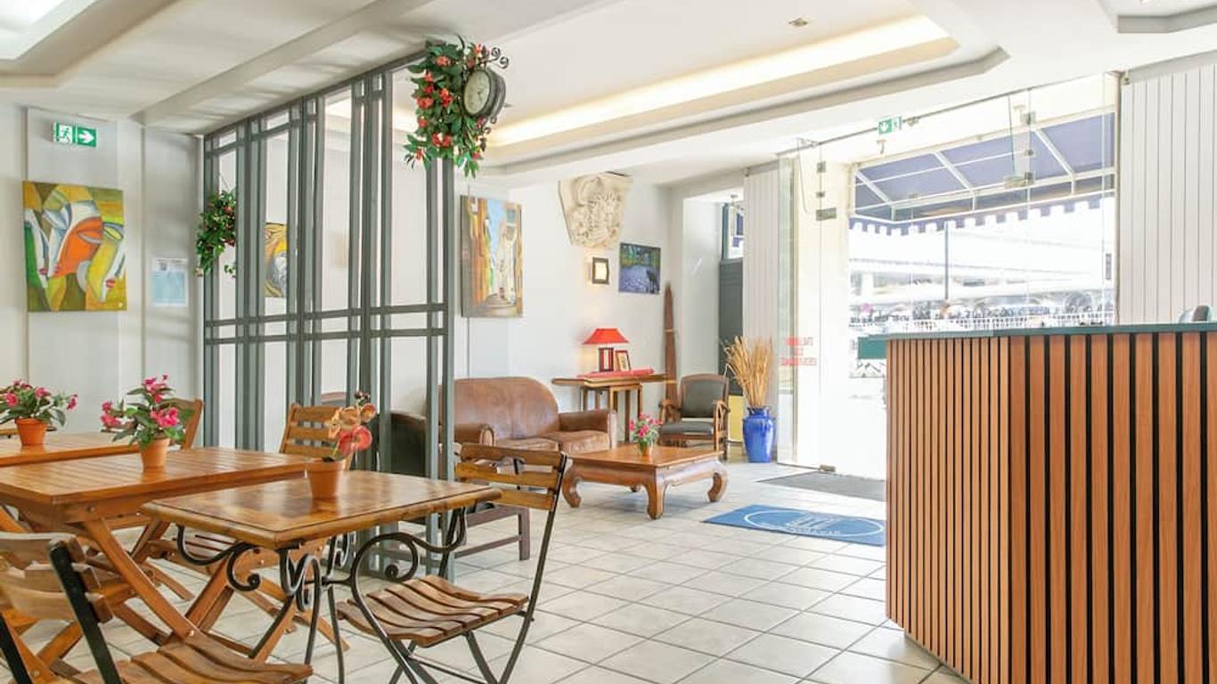 Hôtel De La Gare Nantes Station Hotel Nantes