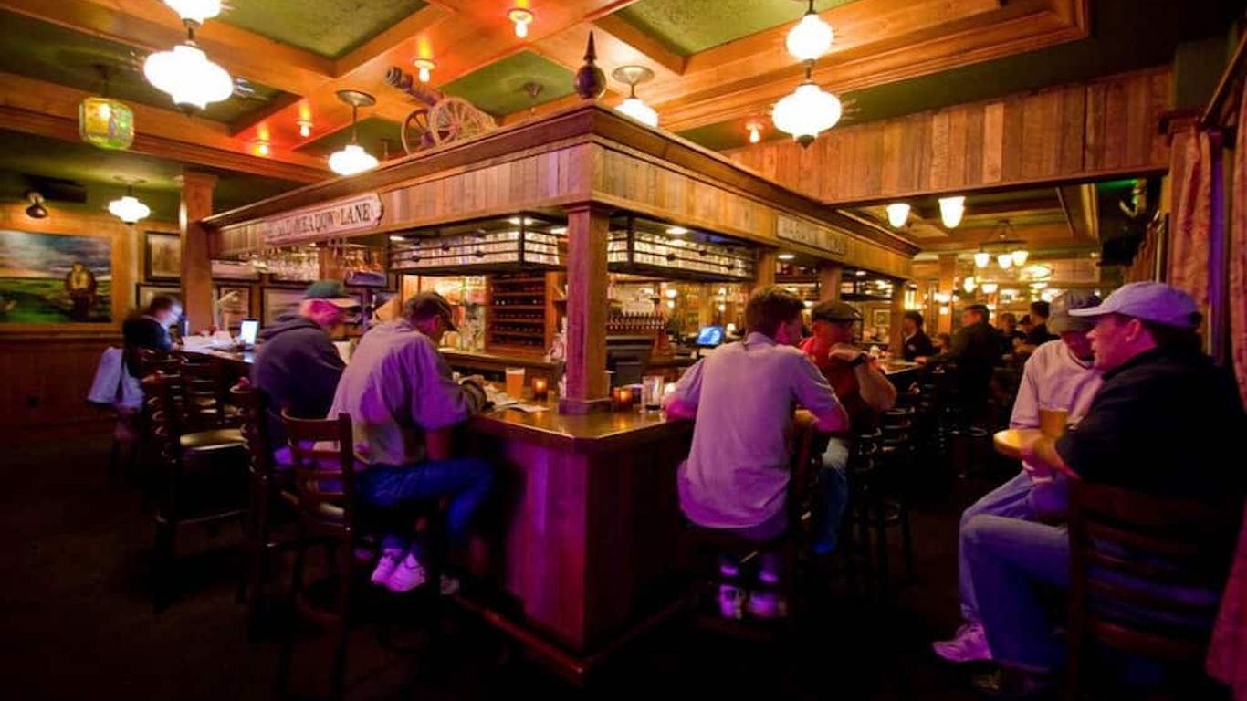 Mcmenamins Gearhart Hotel