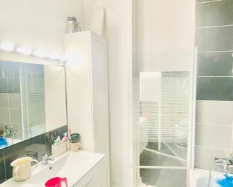 Spacious T3 Near Prado Shopping And Velodrome Stadium - Marsella