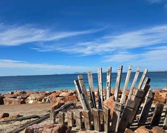 Esperance Break Away - Esperance - Strand