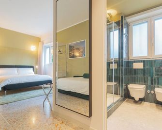 Marcello's Como Lake - Como - Bedroom