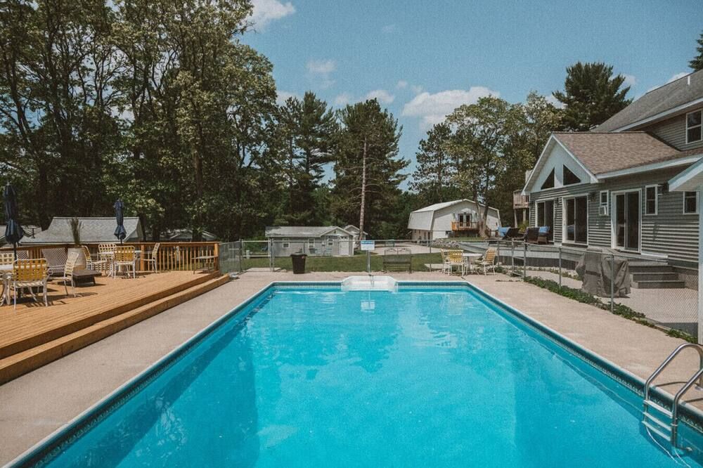 Brookside Cottages and Resort Driftwood Cottage