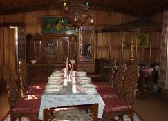 Alif Laila Group of Houseboats, Srinagar - Srinagar - Restaurant