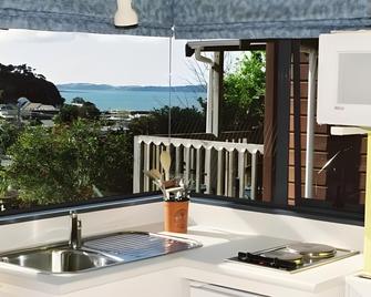 Bay Cabinz Motel - Paihia - Building