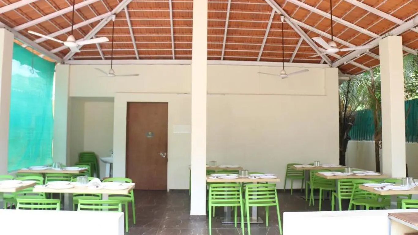 Tarkarli Niwas Nyahari