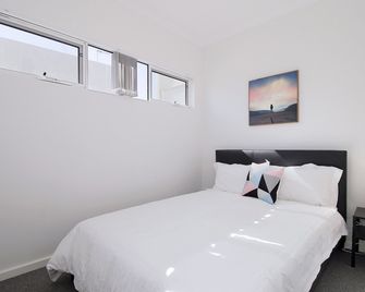 Estuary Waterfront - Upstairs with a small Balcony - Dawesville - Bedroom