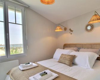 Ty tourony - Tregastel - Slaapkamer