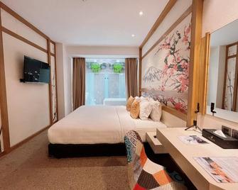 Verse Luxe Hotel Wahid Hasyim - Jakarta - Bedroom