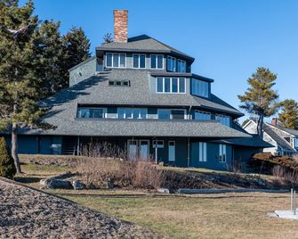 Sunrise Catcher with a Panoramic View! - Harpswell - Building