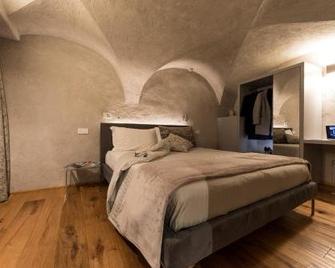 Maison Bondaz - Aosta - Bedroom