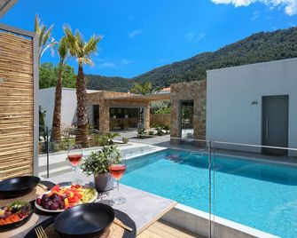 Soho Exclusive Suites - Thasos - Pool