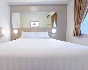 Red Planet Quezon City Timog - Quezon City - Bedroom