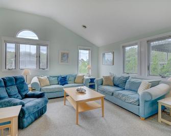5416 - Liberty Call by Resort Realty - Nags Head - Wohnzimmer