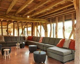 Het Klaverhof - spacious barn for 18 people - Poperinge - Lounge