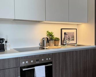 Historic apartment with a modern twist in the heart of Munich Schwabing - Múnich - Cocina