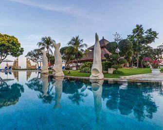峇里發現卡地亞酒店 - 庫塔 - 游泳池