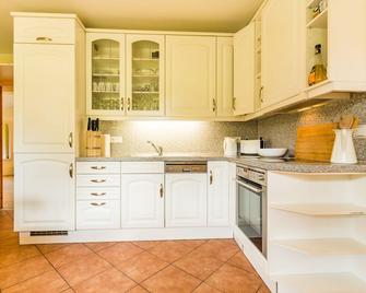 Ferienhaus Ankerherz - Wustrow (Darss) - Küche
