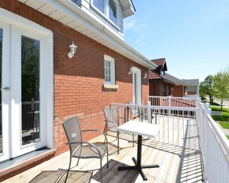 Ambassador B&B Guest Home - Stratford - Balcony