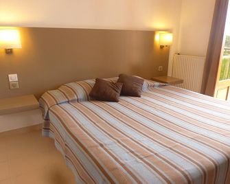 Hôtel Les Lentisques - Cargèse - Bedroom