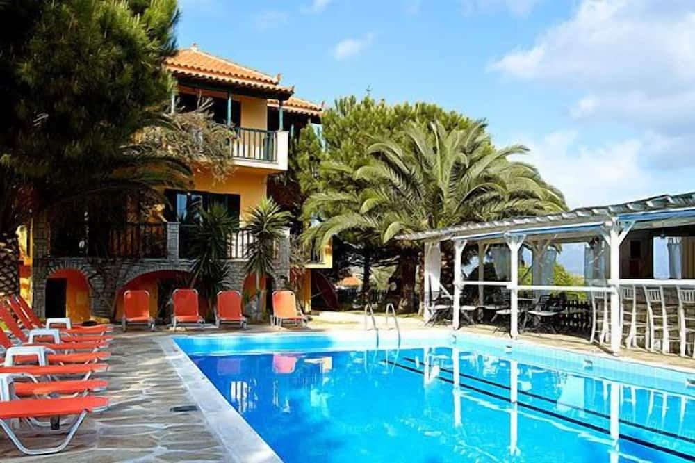 Ledra Samos Hotel - Samos - בריכה