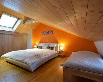 Lovely holiday home in Gros Chêne with bubble bath - Méan - Habitación