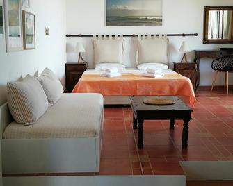Vina Beach Hotel - Skýros